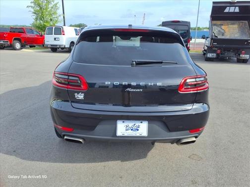 2018 Porsche Macan Base