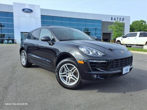 2018 Porsche Macan Base