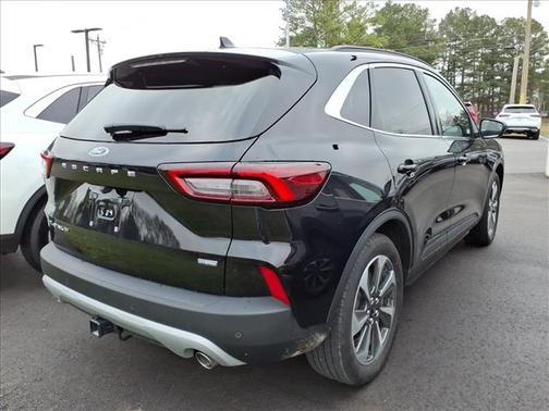 2025 Ford Escape Platinum