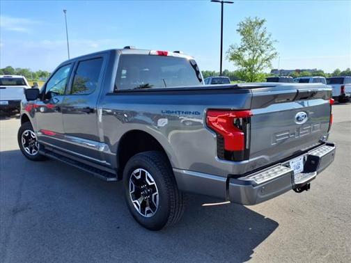2023 Ford F-150 Lightning XLT