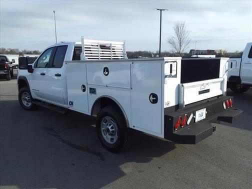2023 GMC Sierra 2500 Pro