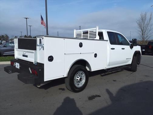 2023 GMC Sierra 2500 Pro