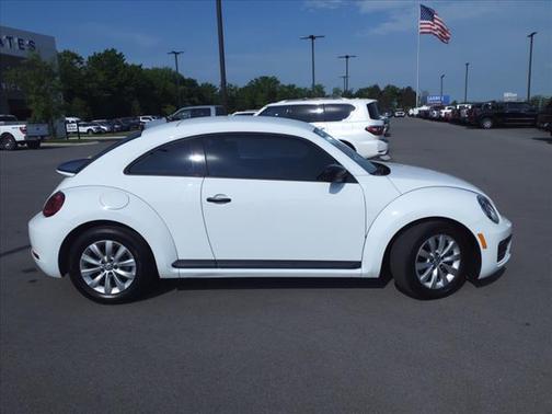 2018 Volkswagen Beetle 2.0T S
