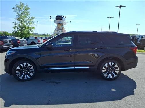 Agate Black Metallic 2026 Ford Explorer Platinum