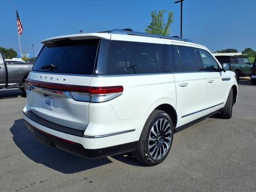 2024 Lincoln Navigator L Black Label
