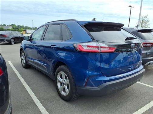 Blue 2021 Ford Edge SE