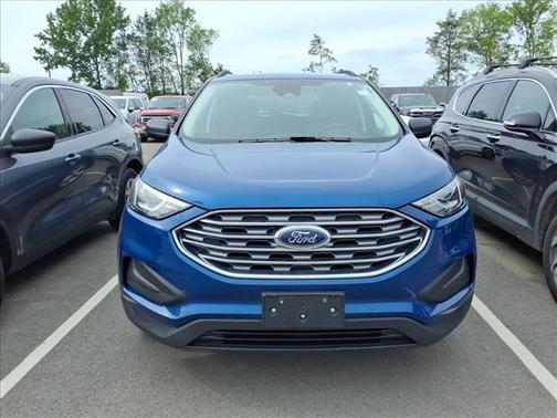 Blue 2021 Ford Edge SE