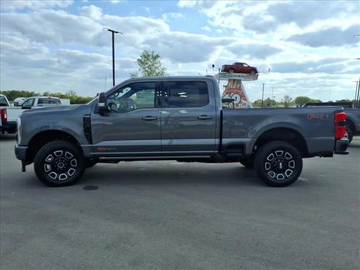 2026 Ford F-250 Platinum