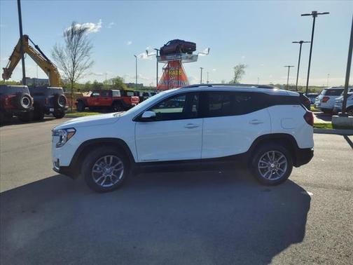 2023 GMC Terrain SLT
