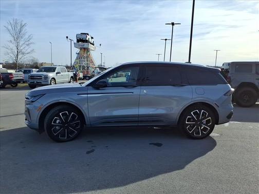 2025 Lincoln Nautilus Reserve