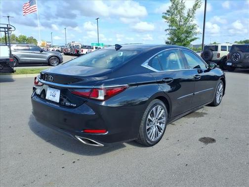 Black 2019 Lexus ES 350 Base