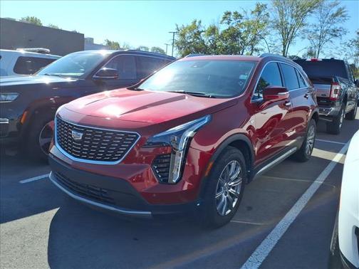 2021 Cadillac XT4 Premium Luxury