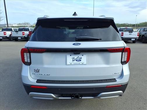 Space White Metallic 2026 Ford Explorer Platinum