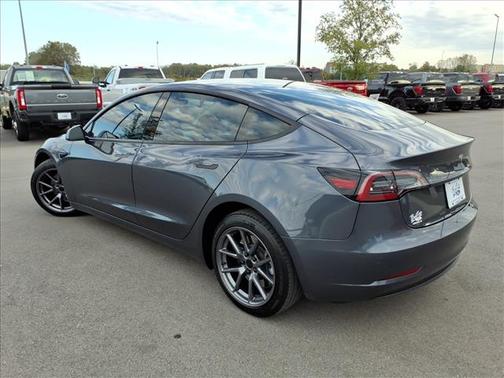 2023 Tesla Model 3 Base