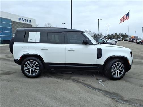 2021 Land Rover Defender 110 X-Dynamic SE