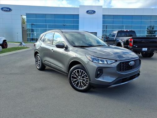 2026 Ford Escape PLUG-IN