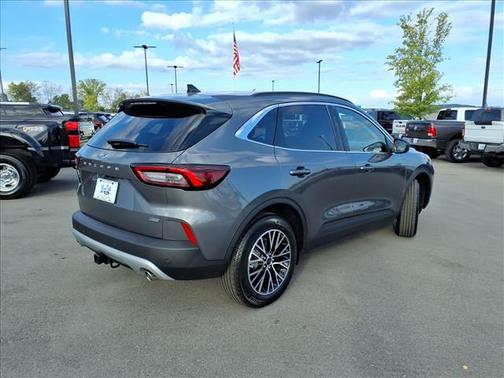 2026 Ford Escape PLUG-IN