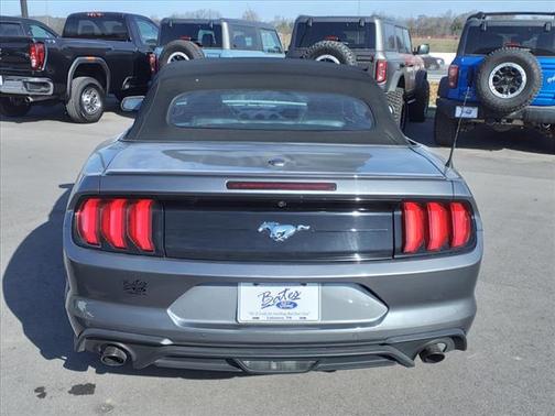 2022 Ford Mustang EcoBoost Premium