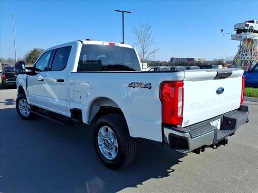 White 2025 Ford F-250 XLT