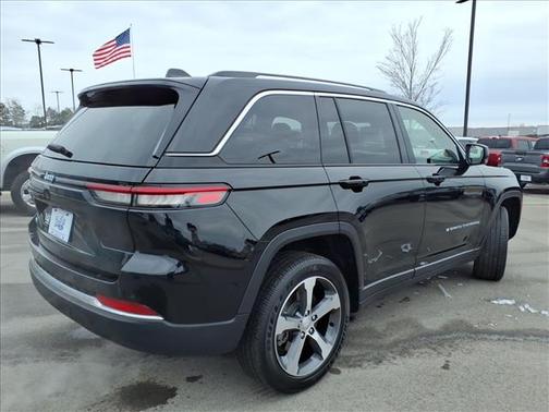 2023 Jeep Grand Cherokee 4xe Base