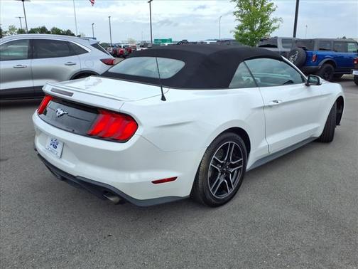 2022 Ford Mustang EcoBoost Premium
