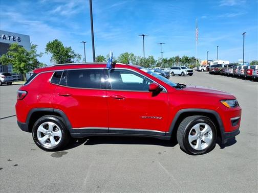 Redline 2 Coat Pearl 2019 Jeep Compass Latitude
