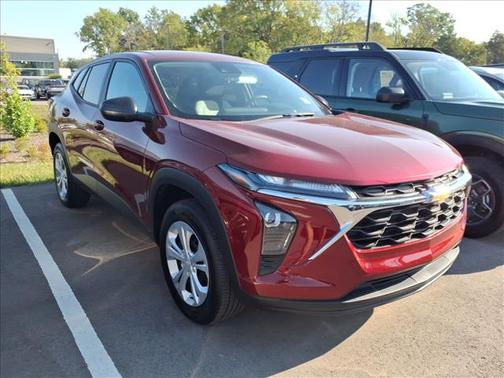 2025 Chevrolet Trax LS