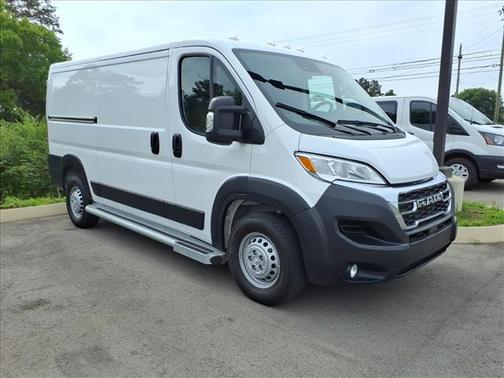 White 2025 RAM ProMaster 2500 Base