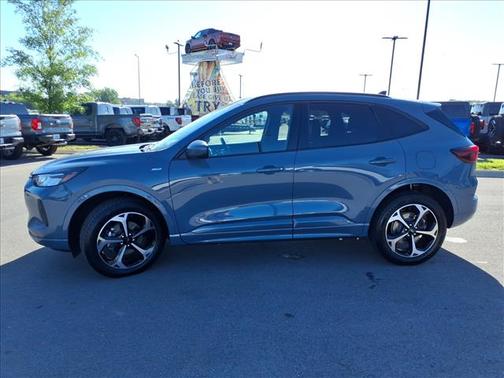 Vapor Blue 2023 Ford Escape ST-Line Select