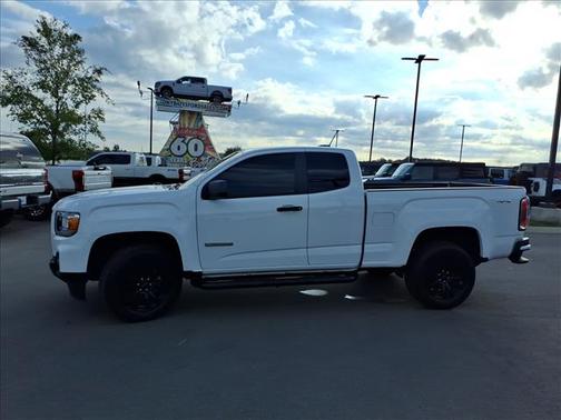 2022 GMC Canyon Elevation Standard