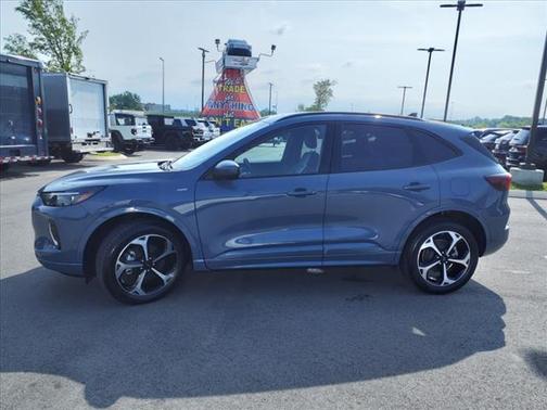 2023 Ford Escape ST-Line Elite