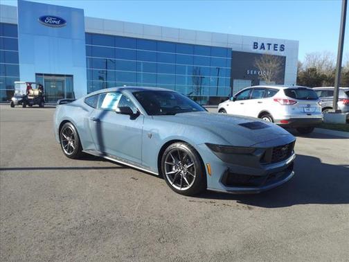 2025 Ford Mustang Dark Horse