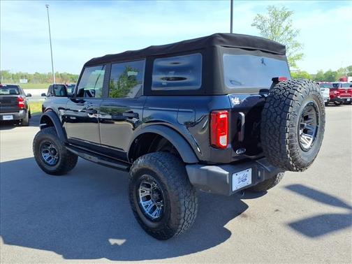 Blue 2021 Ford Bronco Black Diamond