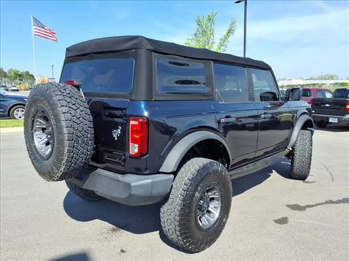 Blue 2021 Ford Bronco Black Diamond