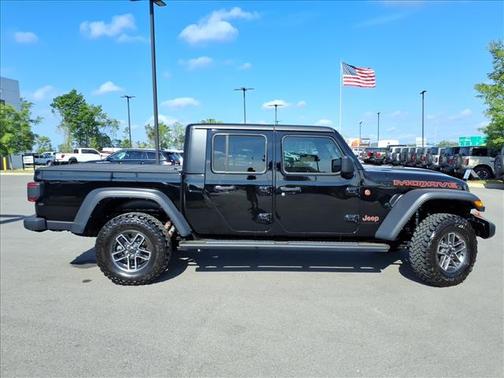 Black 2024 Jeep Gladiator Mojave