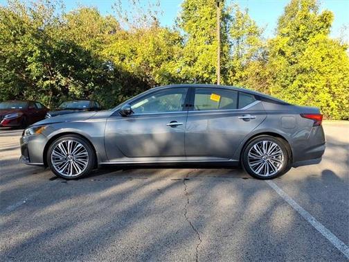 2024 Nissan Altima 2.5 SL