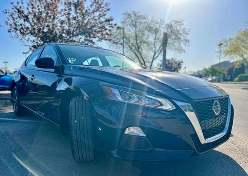 2022 Nissan Altima 2.5 SV