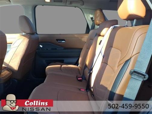 2025 Nissan Pathfinder Platinum