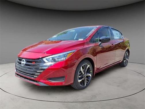 2025 Nissan Versa 1.6 SR