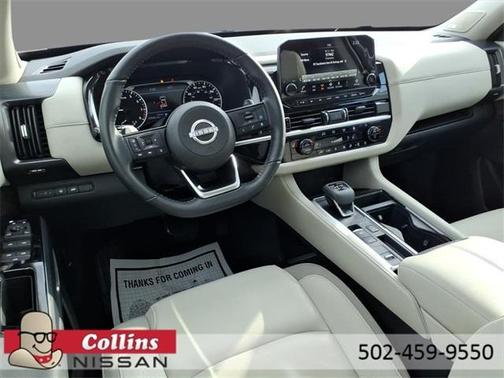 2024 Nissan Pathfinder SL