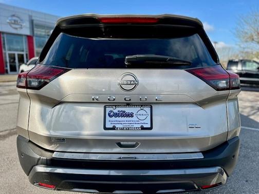 2022 Nissan Rogue SL