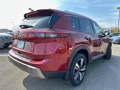 2025 Nissan Rogue SL