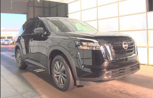 Super Black 2025 Nissan Pathfinder SV