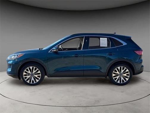 2020 Ford Escape Titanium Hybrid