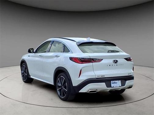 2025 INFINITI QX55 ESSENTIAL