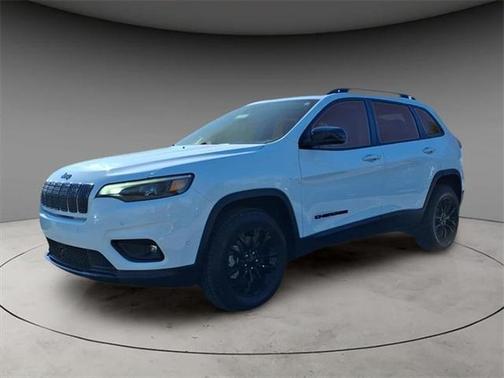 2023 Jeep Cherokee Altitude Lux