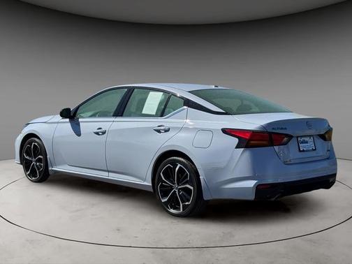 Gray Sky Pearl 2024 Nissan Altima 2.5 SR
