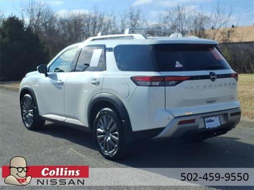2024 Nissan Pathfinder SL