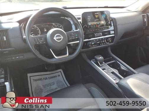 2024 Nissan Pathfinder SL