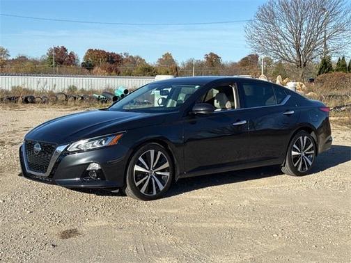 2021 Nissan Altima 2.5 Platinum